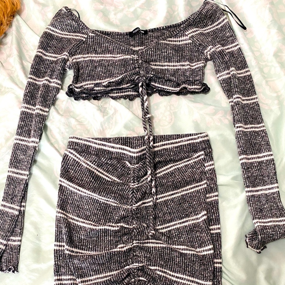 Fashion Nova 2 piece matching set.